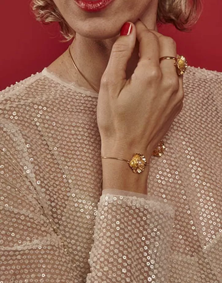 adjustable_clavelina_bracelet_with_white_pearl_3.webp Cheap Majorica Adjustable Clavelina Bracelet With White Pearl