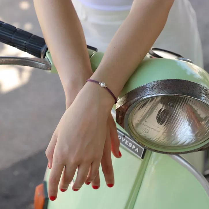 adjustable_magenta_stretch_sifnos_bracelet_with_pearl_3.webp Best Majorica Adjustable Magenta Stretch Sifnos Bracelet With Pearl