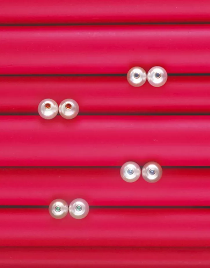 color_pop_earrings_with_round_white_pearl_and_blue_zirconia_3.webp Best Sale Majorica Color Pop Earrings With Round White Pearl And Blue Zirconia