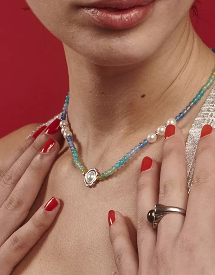 color_pop_sea_necklace_with_gradient_stones_and_white_pearls_3.webp Flash Sale Majorica Color Pop Sea Necklace With Gradient Stones And White Pearls