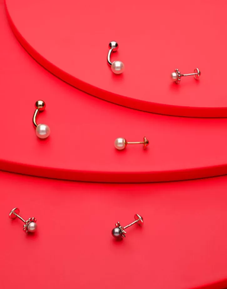 cos_collection_flower_earring_with_4mm_nuage_pearl_3.webp Online Majorica Cos Collection Flower Earring With 4Mm Nuage Pearl