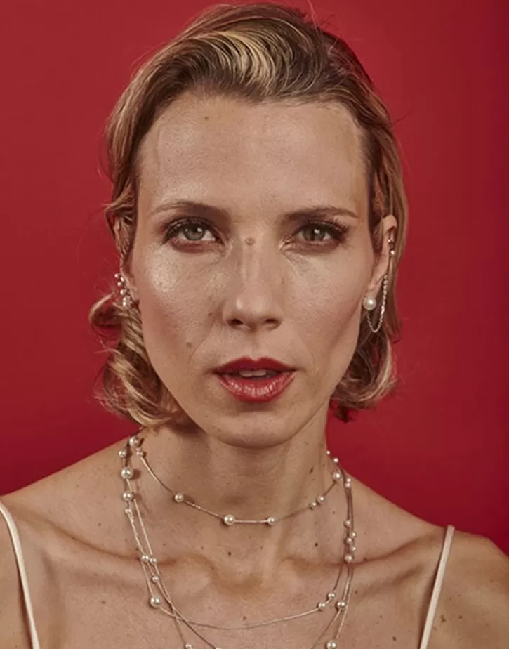 dangle_earcuff_earring_with_pearl_and_silver_chain_3.webp Flash Sale Majorica Dangle Earcuff Earring With Pearl And Silver Chain