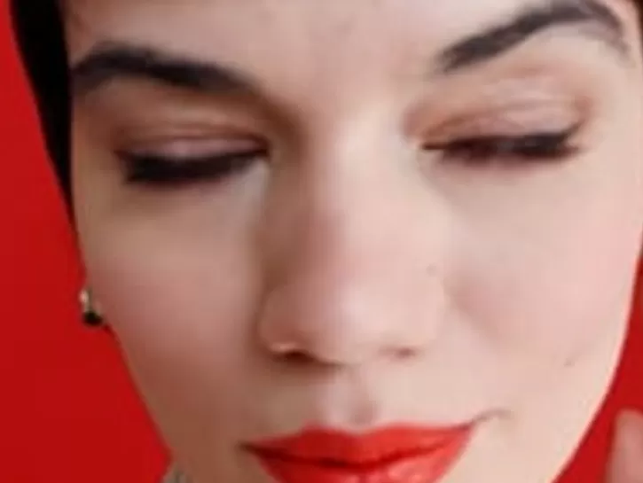 Fashion Majorica Gold Feme Small Hoop Earrings With Pearls And Green Agates