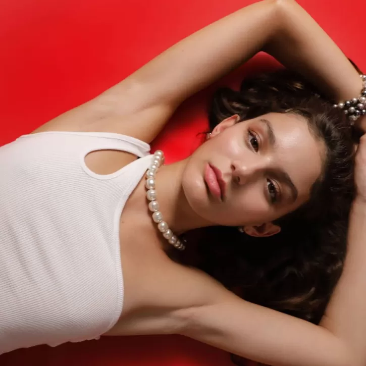 gold_plated_barroque_pearl_necklace_lyra_14mm_42cm_3.webp Hot Majorica Gold Plated Barroque Pearl Necklace Lyra 14Mm 42Cm