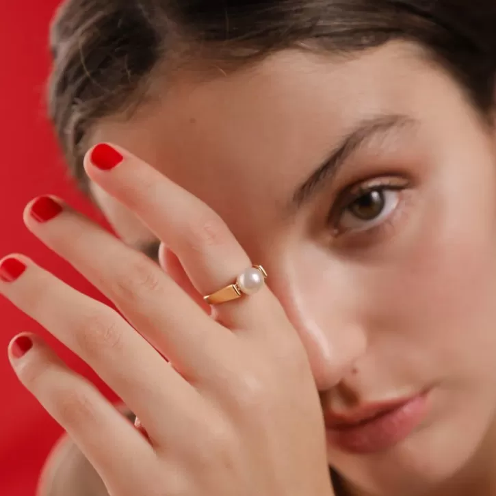 gold_plated_nuada_with_7mm_white_pearl_2.webp Fashion Majorica Gold Plated Nuada With 7Mm White Pearl