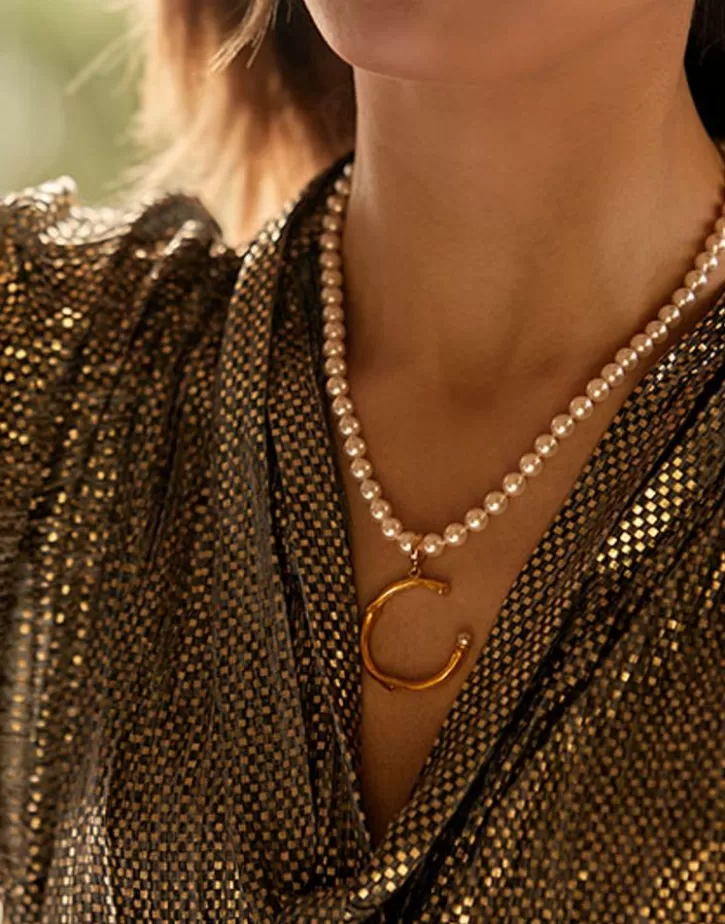 golden_bamboo_pendant_with_champagnecoloured_pearl_7.webp Best Majorica Golden Bamboo Pendant With Champagne-Coloured Pearl