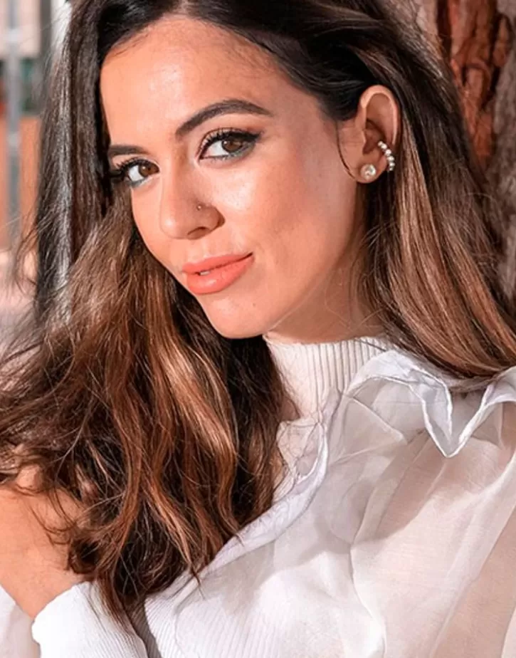 kea_gold_earcuff_earring_with_round_pearls_2-1.webp Store Majorica Kea Gold Earcuff Earring With Round Pearls