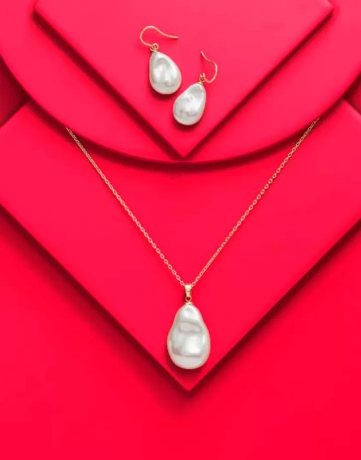 keila_earrings_with_wild_pearl_2.webp Online Majorica Keila Earrings With Wild Pearl