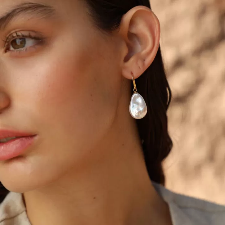 keila_earrings_with_wild_pearl_3.webp Online Majorica Keila Earrings With Wild Pearl