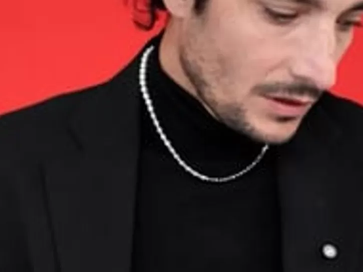 Best Sale Majorica Le Club Long Steel Broach With Logo And White Half Pearl