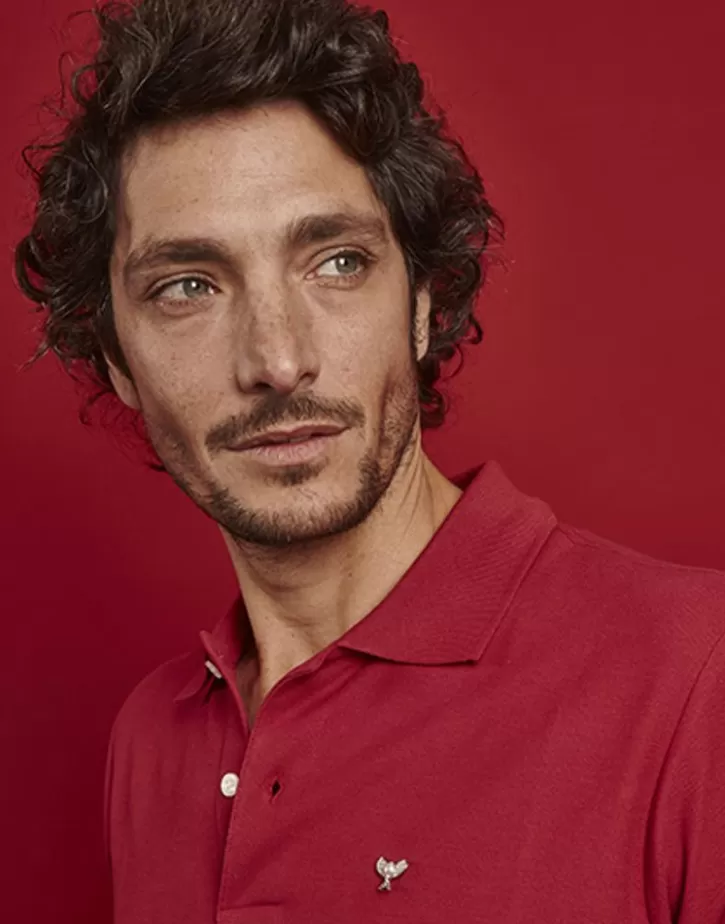 le_club_tennis_broach_in_steel_with_a_half_white_pearl_3.webp Outlet Majorica Le Club Tennis Broach In Steel With A Half White Pearl