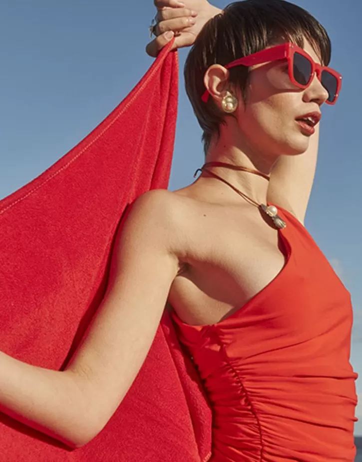 le_palm_pearl_goldsteel_earrings_with_omega_clasp_6.webp Cheap Majorica Le Palm Pearl Gold-Steel Earrings With Omega Clasp