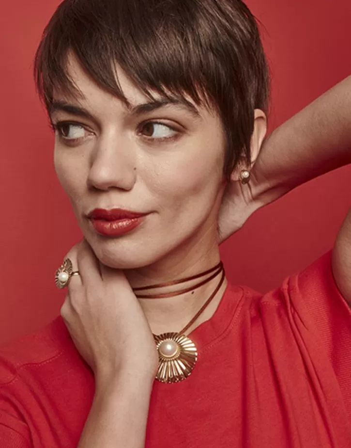 le_palm_pearl_goldsteel_short_earrings_5.webp Cheap Majorica Le Palm Pearl Gold-Steel Short Earrings