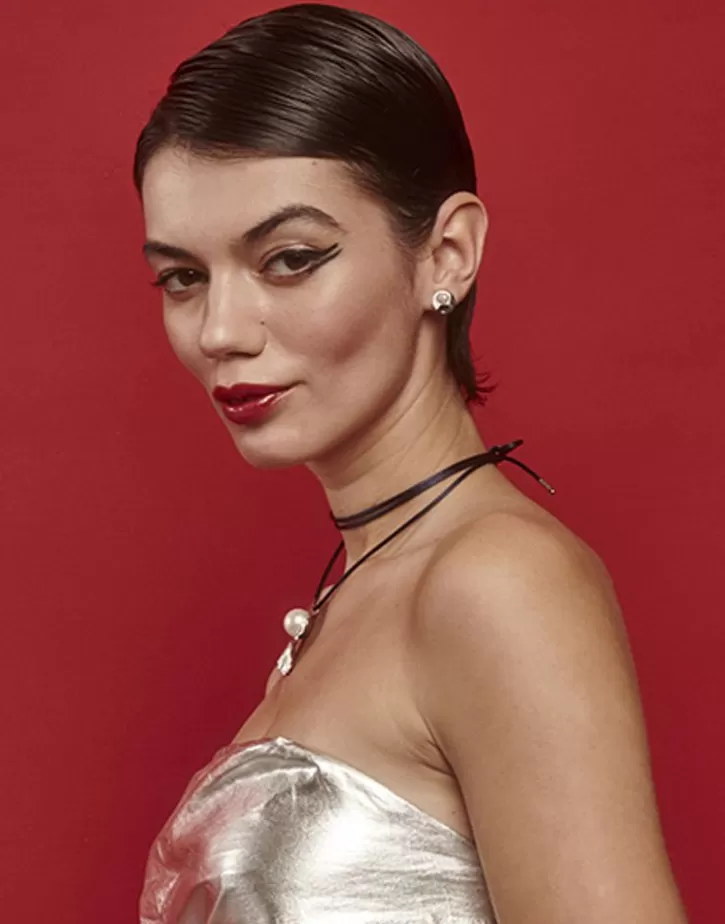 le_palm_pearl_steel_short_earrings_2.webp Shop Majorica Le Palm Pearl Steel Short Earrings