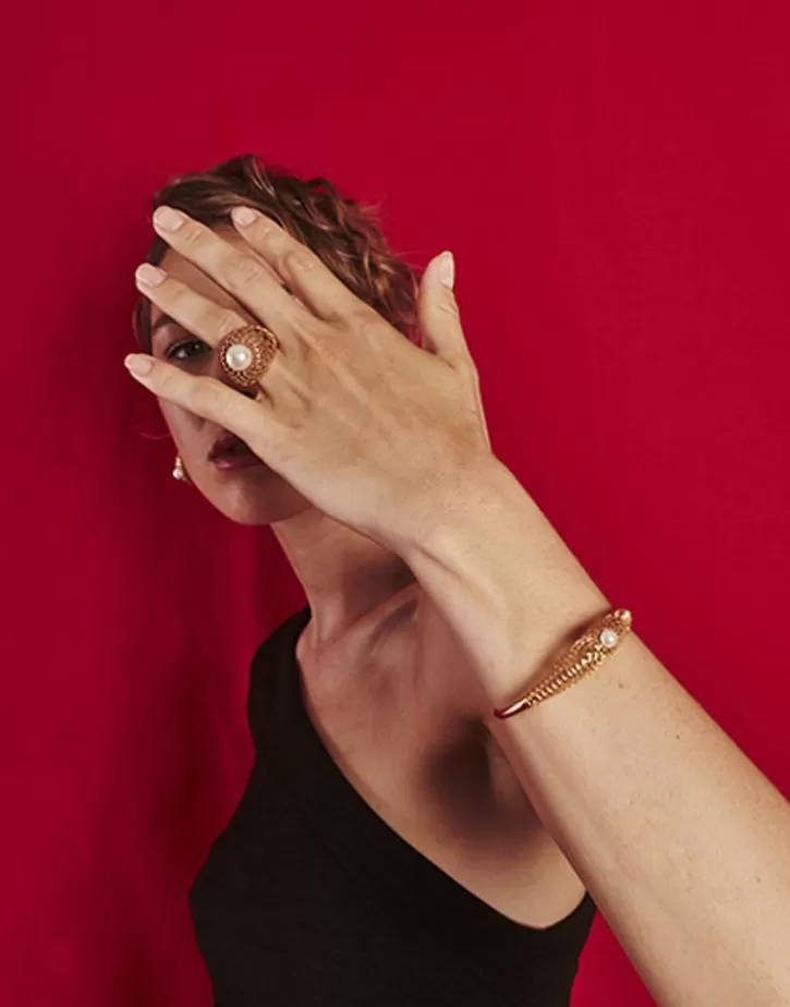 openwork_etna_large_ring_in_goldplated_silver_5.webp Discount Majorica Openwork Etna Large Ring In Gold-Plated Silver