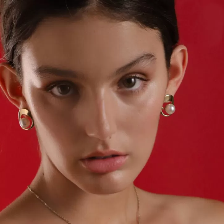 petra_earrings_in_gold_steel_3.webp Online Majorica Petra Earrings In Gold Steel