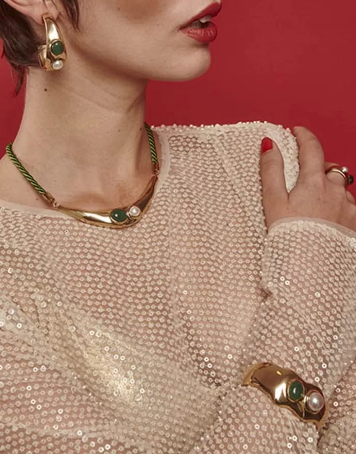 rigid_feme_wide_bracelet_with_pearls_and_green_agates_2.webp Shop Majorica Rigid Feme Wide Bracelet With Pearls And Green Agates