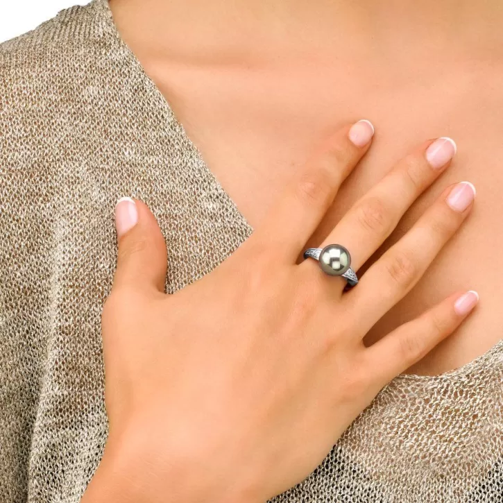 New Majorica Ring Ceres