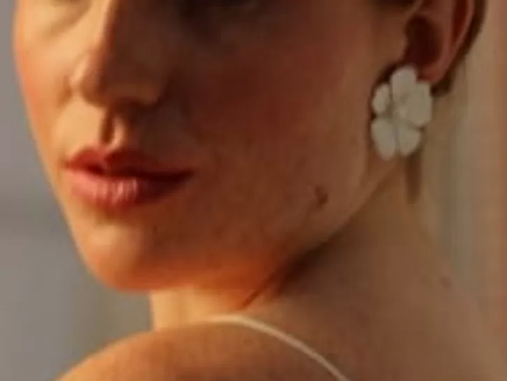 Cheap Majorica Santorini Bianco Bridal Earrings Large Nacre Flower With Pearls