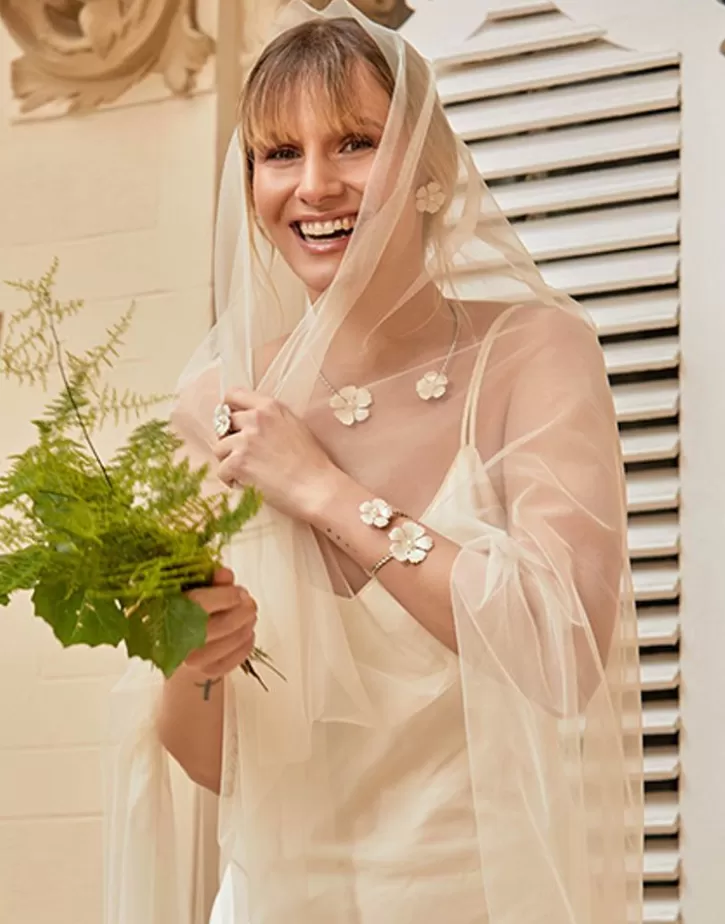 Discount Majorica Santorini Bianco Bridal Ring With Small Nacre Flower And Round Pearl