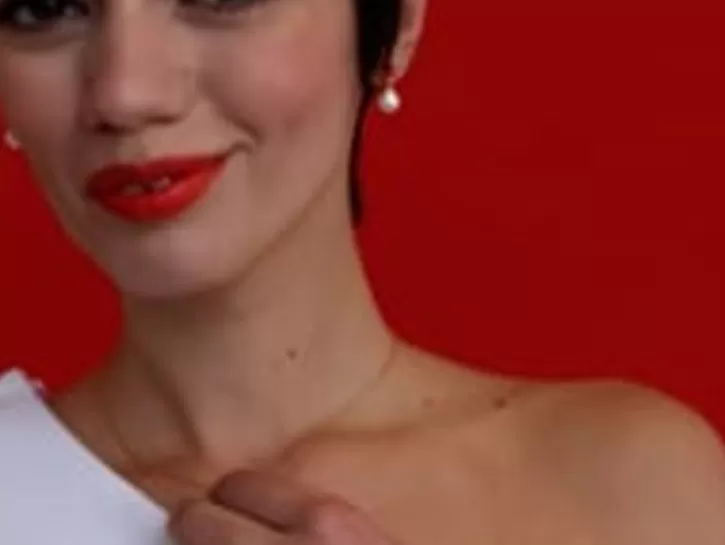 Fashion Majorica Selene Gold-Plated Ring With Pearl And Ruby Red Zirconia