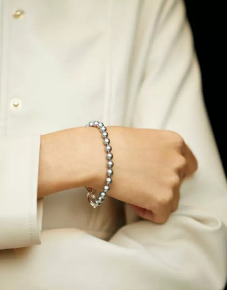 silver_bracelet_lyra_with_6mm_gray_pearls_2.webp Flash Sale Majorica Silver Bracelet Lyra With 6Mm Gray Pearls