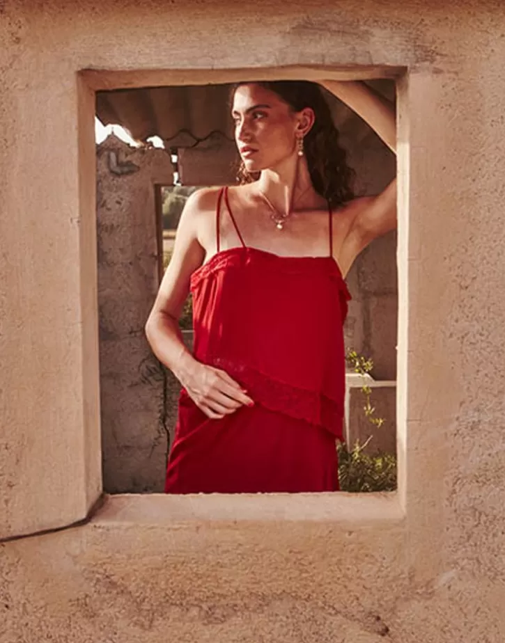 silver_necklace_with_ayla_pendant_in_highresistance_glass_6.webp Shop Majorica Silver Necklace With Ayla Pendant In High-Resistance Glass