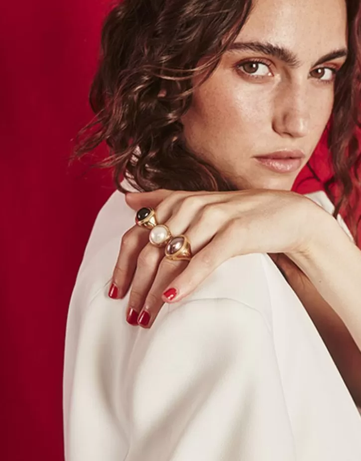 Cheap Majorica Zale Hallmark Ring With A Round White Half Pearl