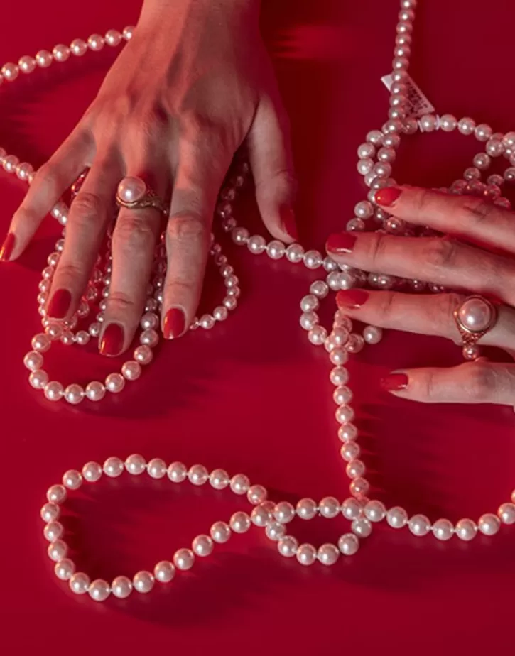 zale_hallmark_ring_with_a_round_white_half_pearl_2.webp Cheap Majorica Zale Hallmark Ring With A Round White Half Pearl