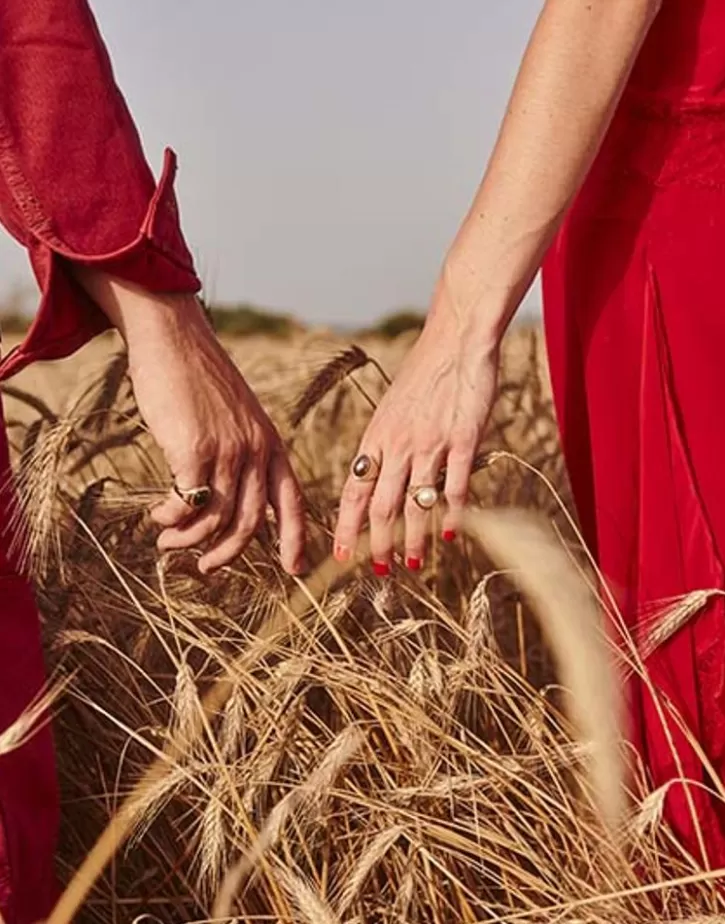 zale_hallmark_ring_with_a_round_white_half_pearl_5.webp Cheap Majorica Zale Hallmark Ring With A Round White Half Pearl