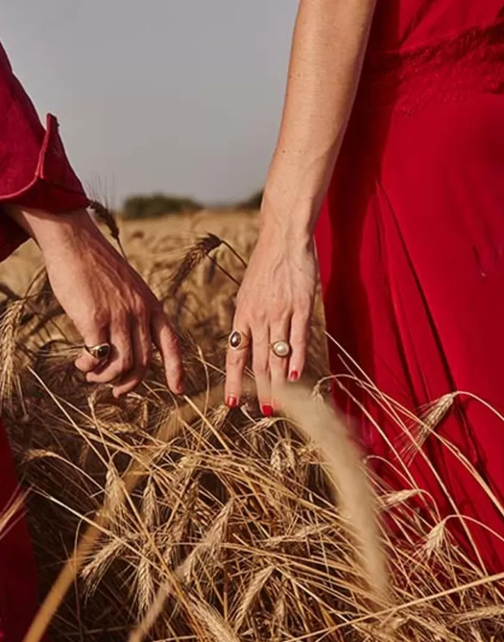 zale_hallmark_ring_with_a_round_white_half_pearl_7.webp Cheap Majorica Zale Hallmark Ring With A Round White Half Pearl