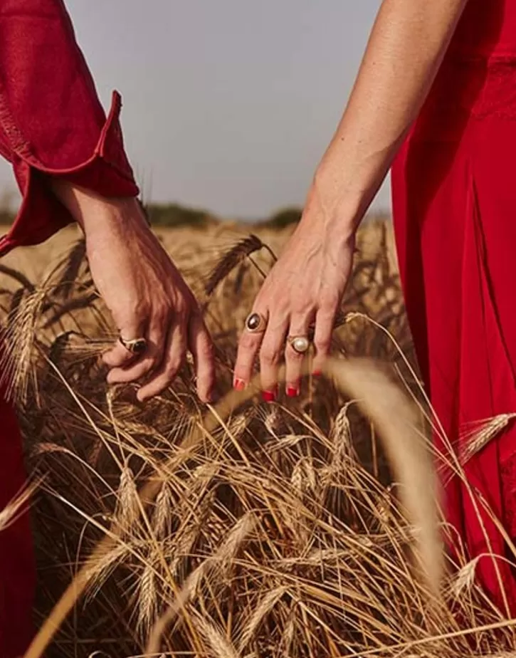 zale_hallmark_ring_with_a_round_white_half_pearl_9.webp Cheap Majorica Zale Hallmark Ring With A Round White Half Pearl